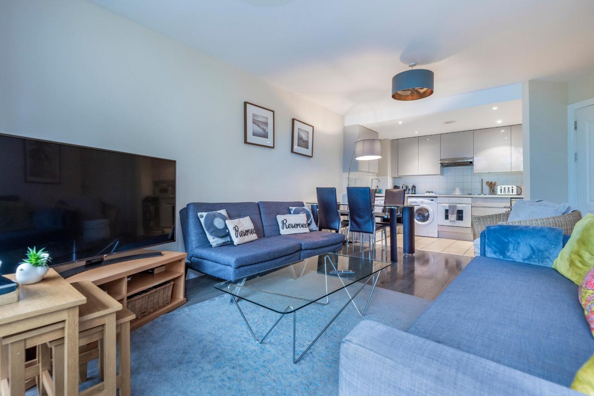 Battersea Power Station Apartment Londra Exterior foto
