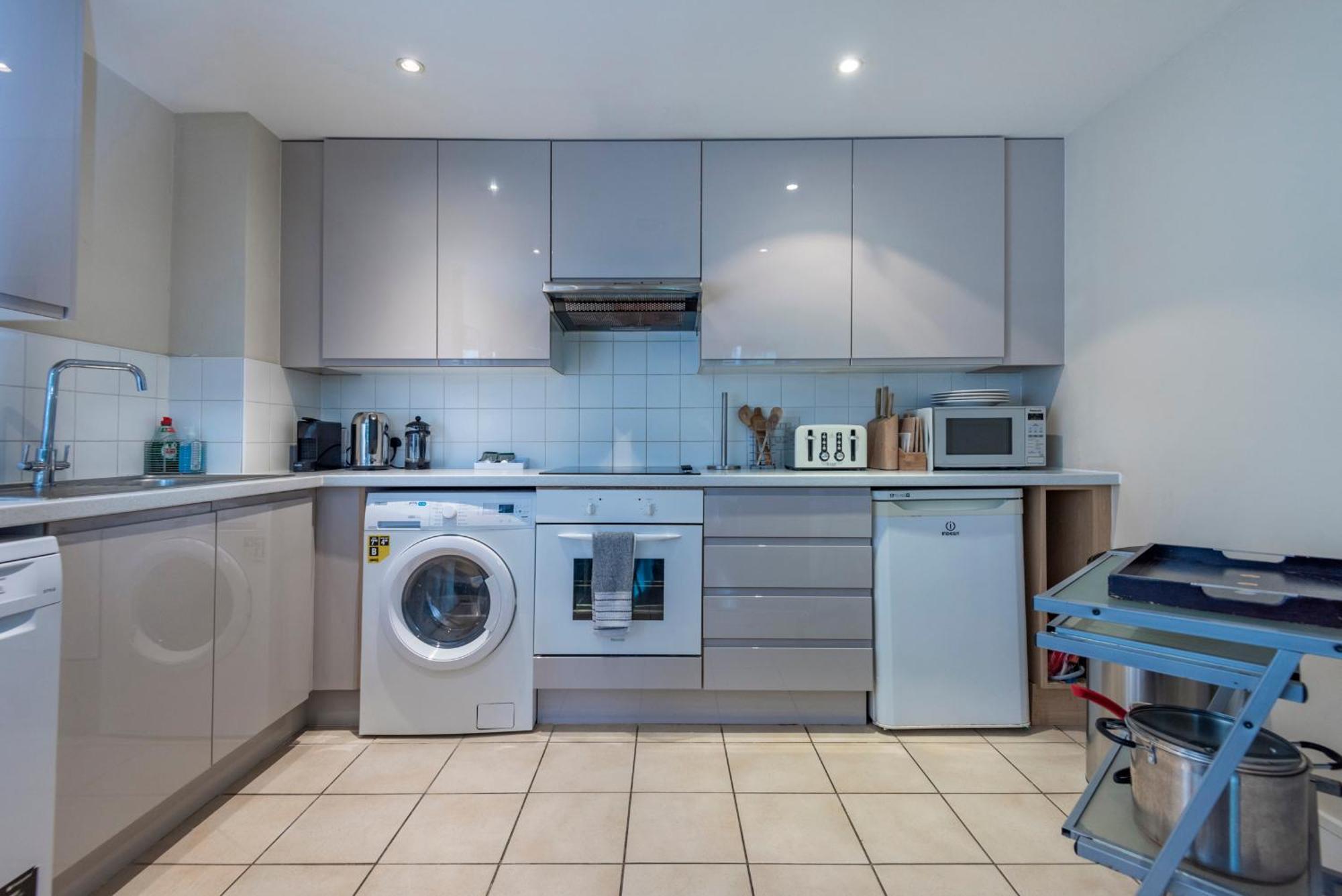 Battersea Power Station Apartment Londra Exterior foto